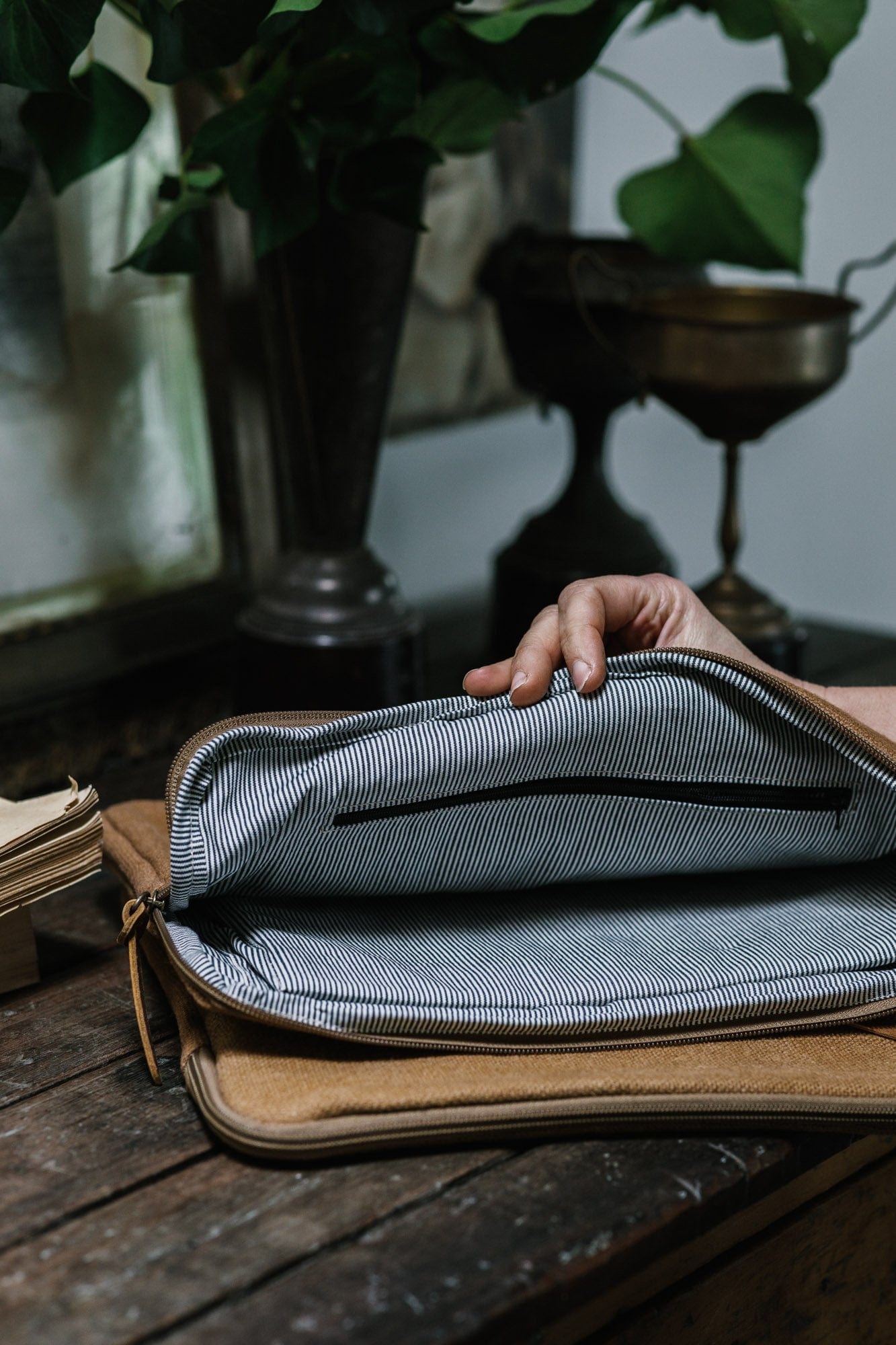 Laptop/iPad Bag - Camel