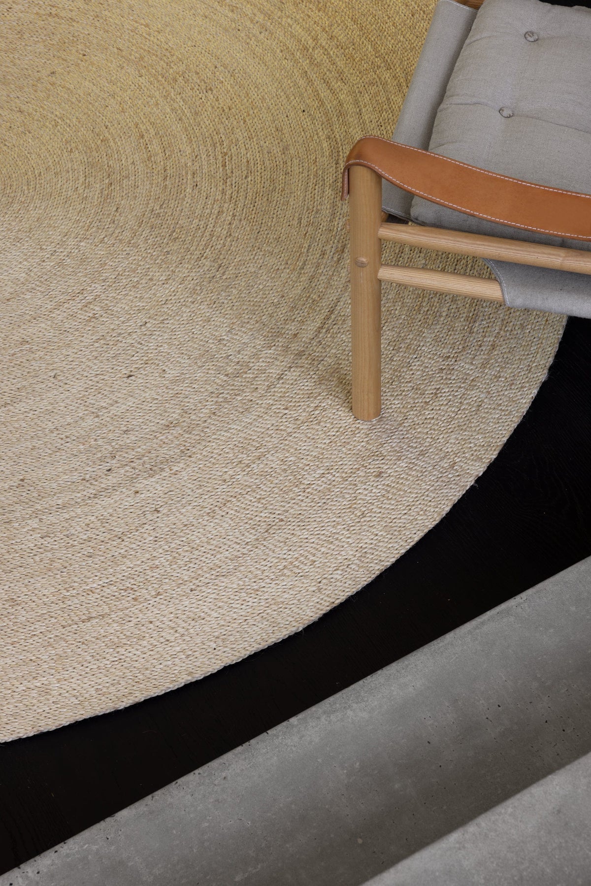 Shahi Round Jute Rug - Large