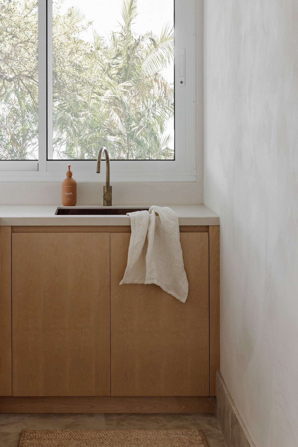 Saba Hand Towel - Alabaster Linen