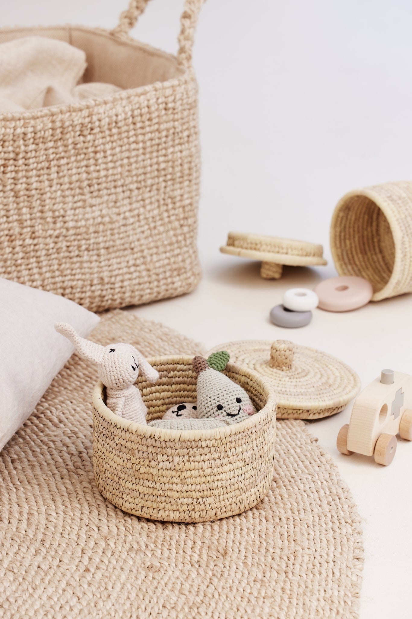 Buna Basket with lid - Medium