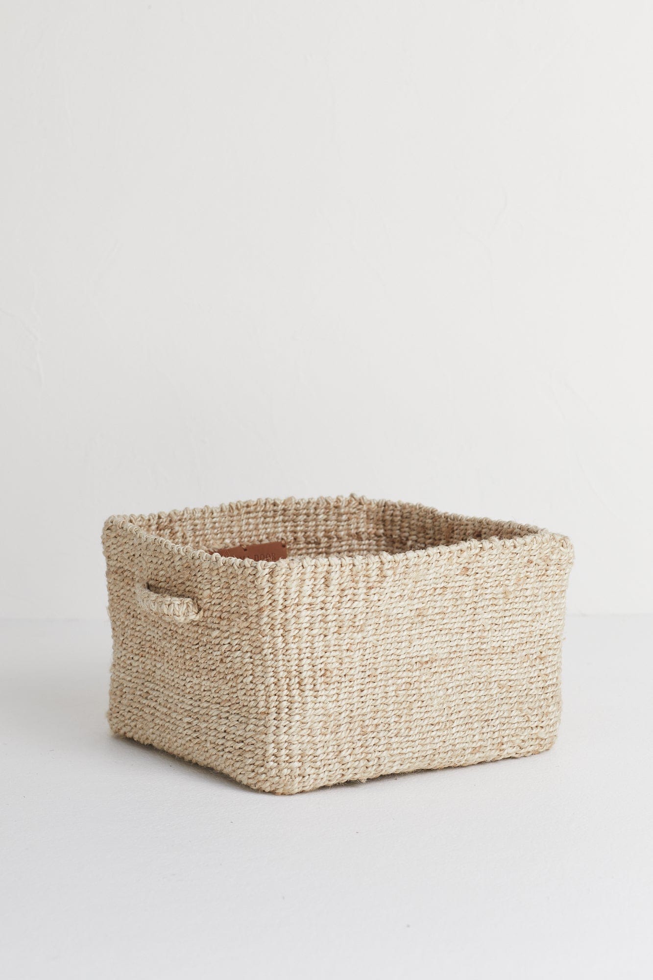 Sona Square Basket