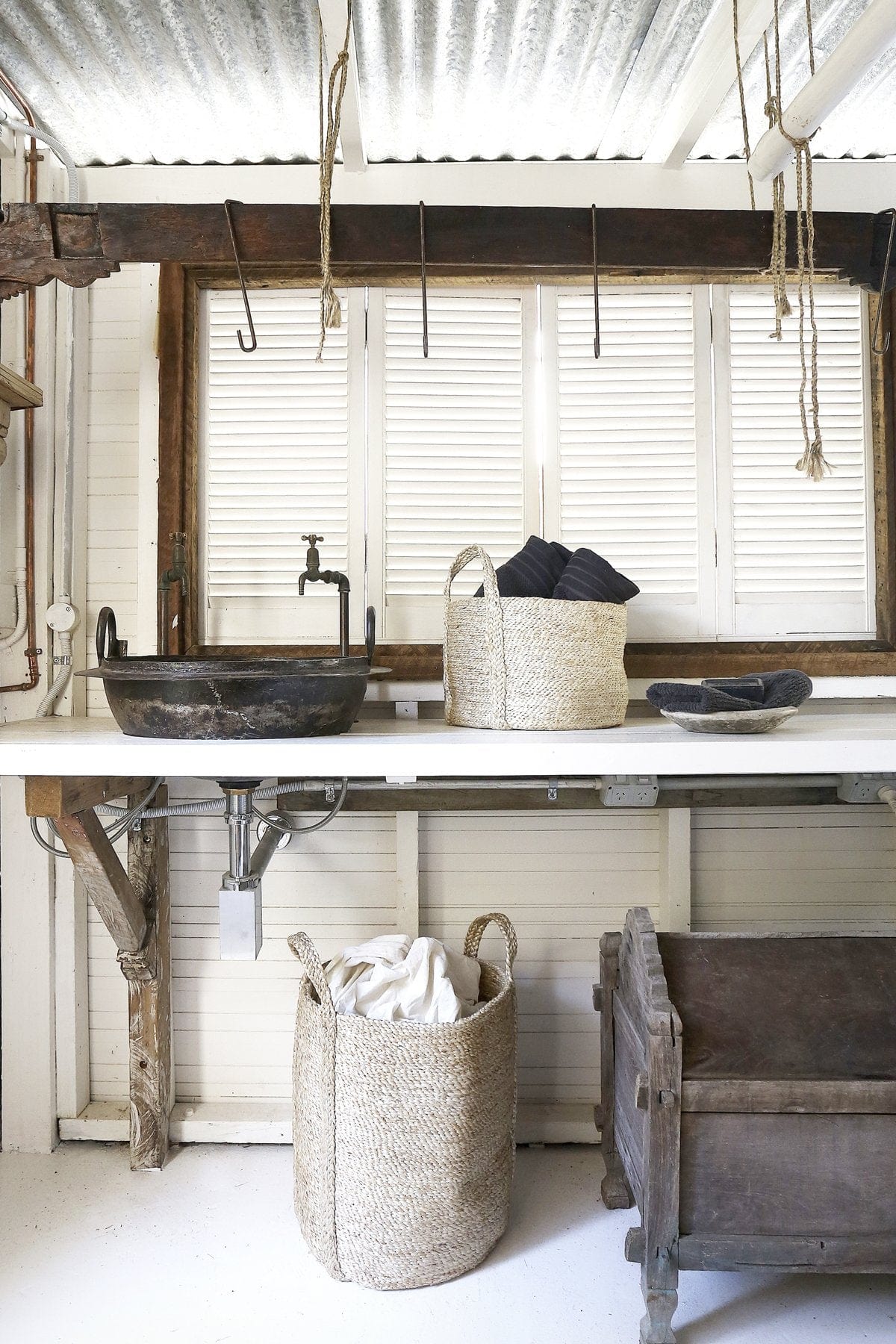 Round Jute Basket - Natural