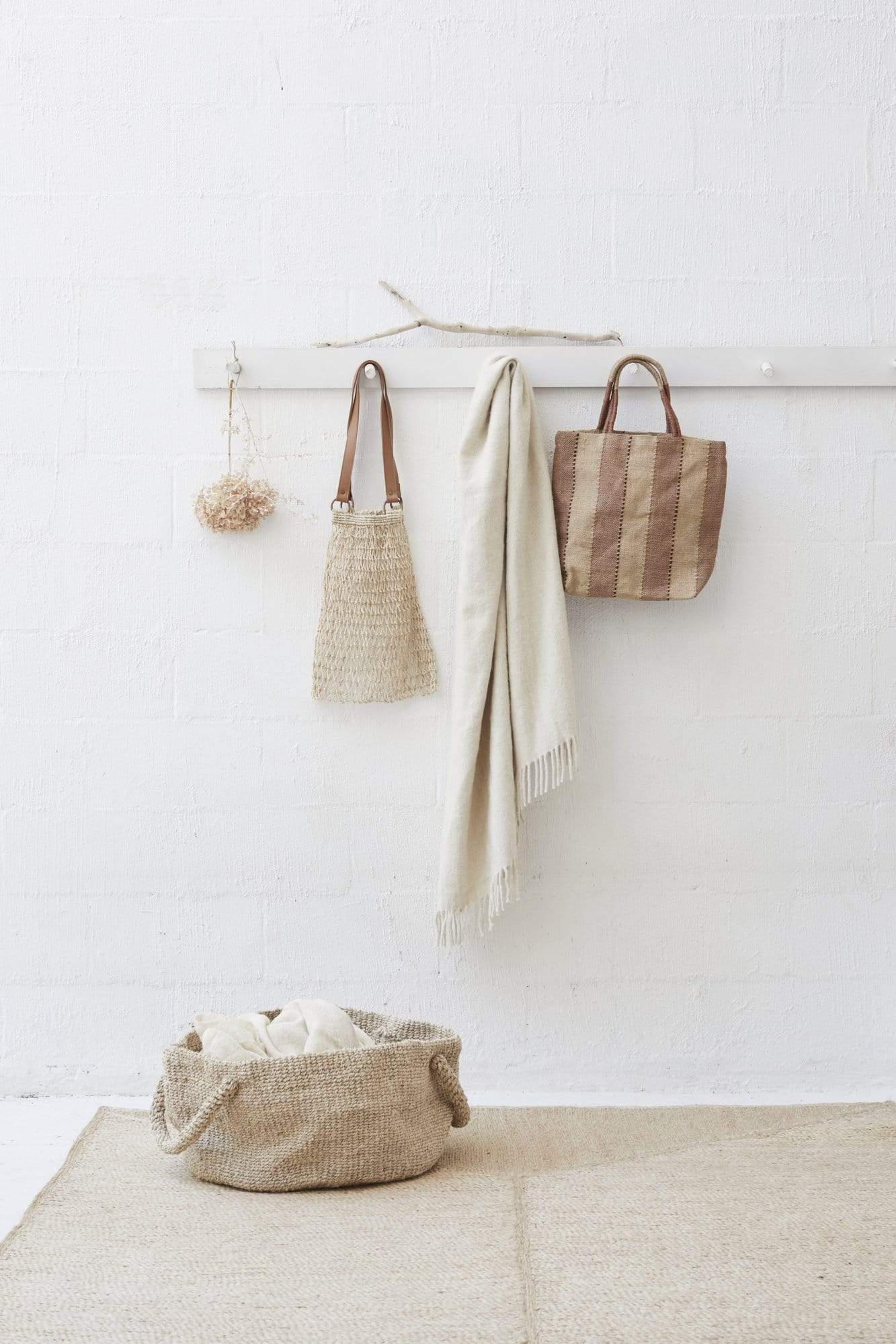 The Dharma Door Rugs and Runners Amada Jute Rug Amada Jute Rug - 300 x 200cm